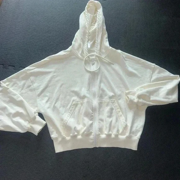 Fabletics Lightweight Terry Shrunken Hoodie size XL Colour: Cream/Graphic - Picture 8 of 13